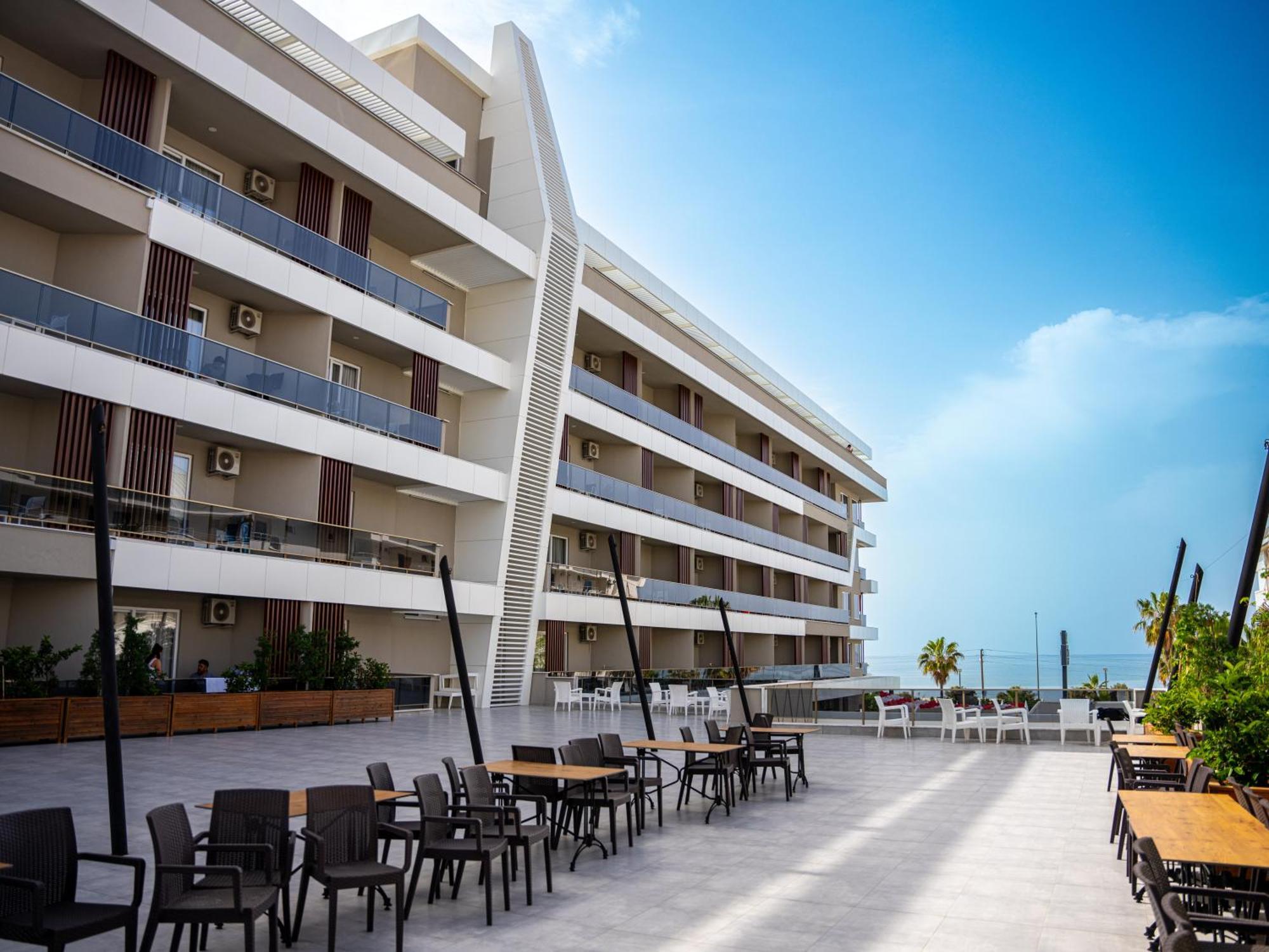 Grand Kolibri Prestige Hotel Konakli Exterior photo
